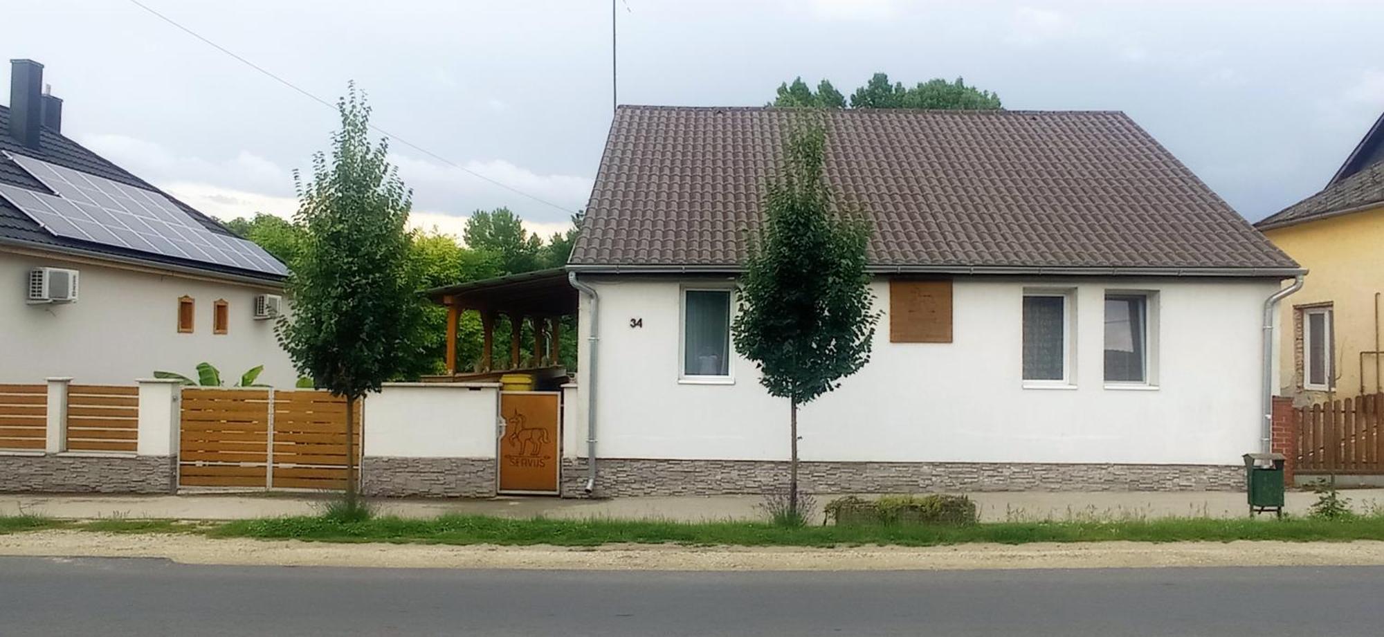 Servus Vendeghaz Lengyeltoti Exteriér fotografie